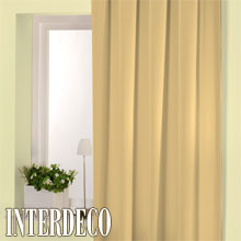 Abdunkelnde Gardinen für den Lichtschutz und Blickschutz.