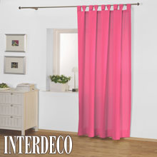 Rosa Gardinen für eine ausgefallene Gardinendekoration.