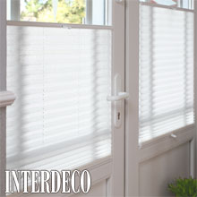 Weißes Plissee - Licht für die Fenster.